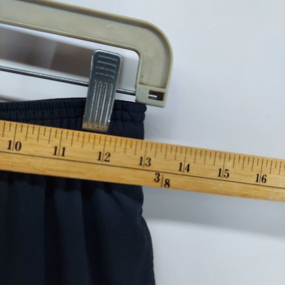 Under armor athletic shorts mens size M - Picture 3 of 7